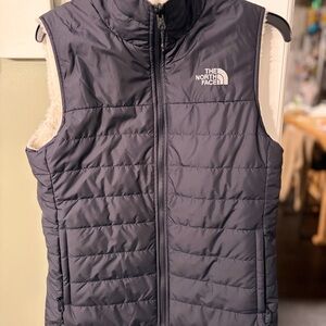 SOLD ! The North Face Black Quilted Vest